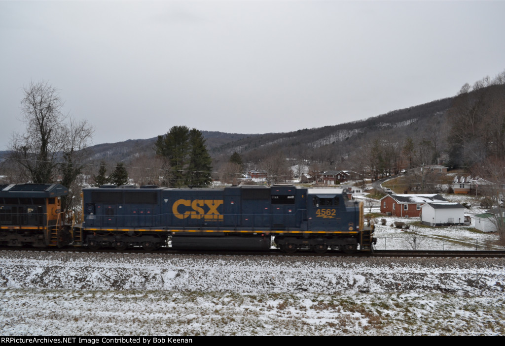 CSX 4562